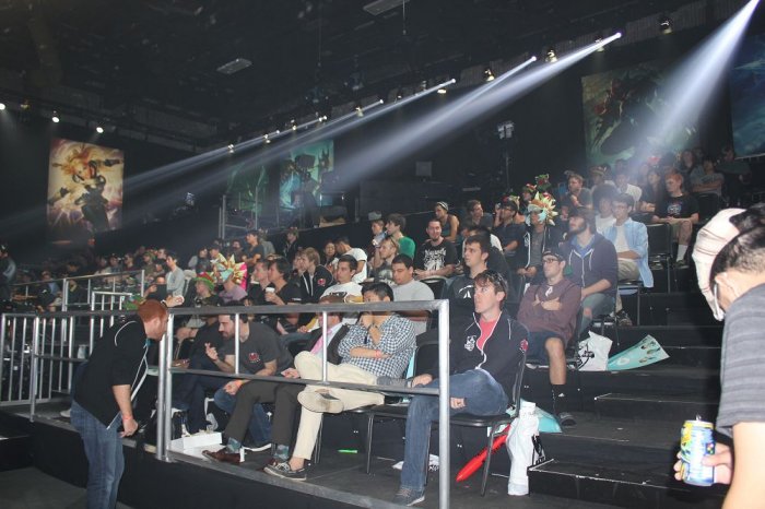 中场防守 中场防守